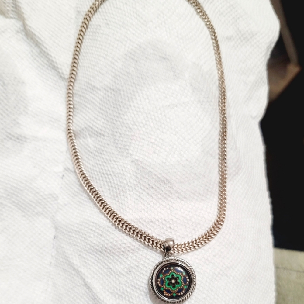 Ginger Snaps Sterling Silver Necklace from Italy with 4 Snap On Pendants.